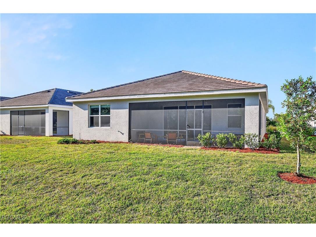 3338 Weston Manor Drive Alva FL 33920 2026000991 image39