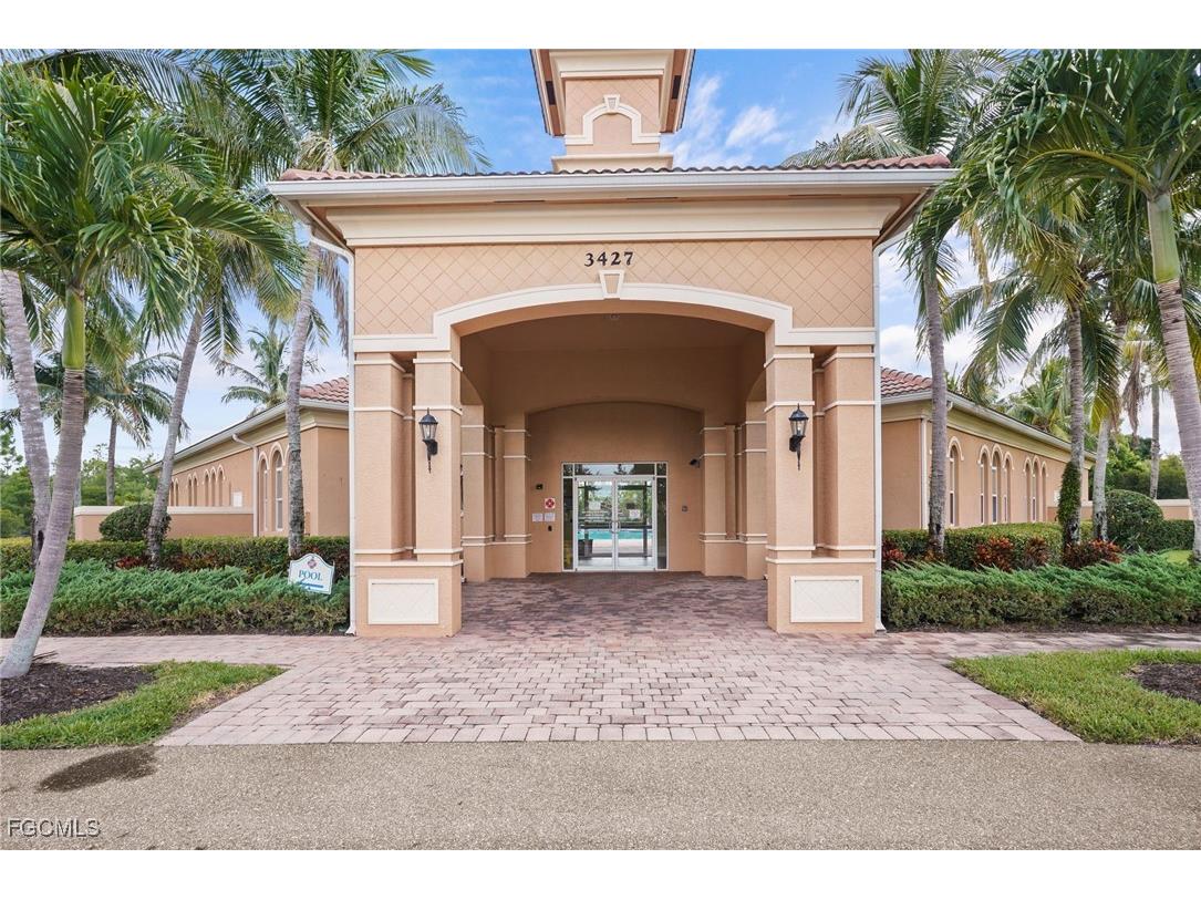 3339 Dandolo Circle Cape Coral FL 33909 2025004608 image43