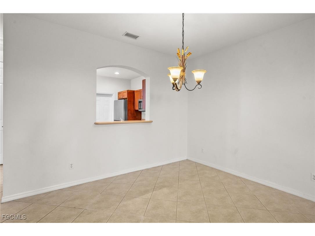 3339 Dandolo Circle Cape Coral FL 33909 2025004608 image9