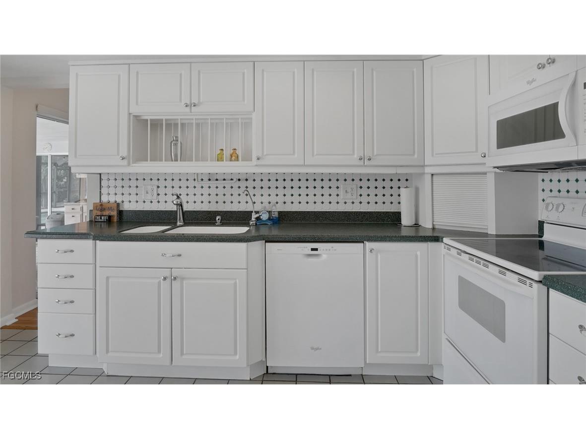 3339 SE 16th Place Cape Coral FL 33904 2025025071 image25