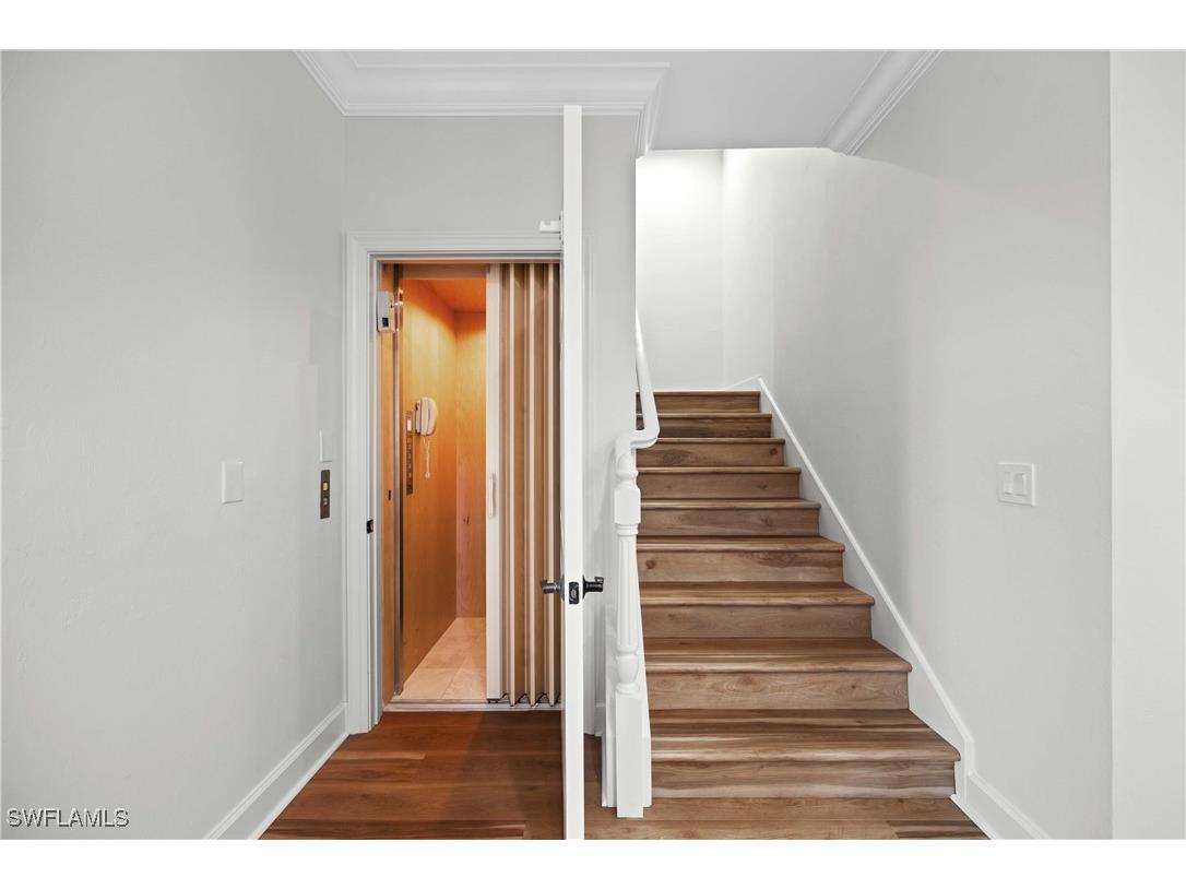 334 8th Avenue S #7 Naples FL 34102 224099533 image13