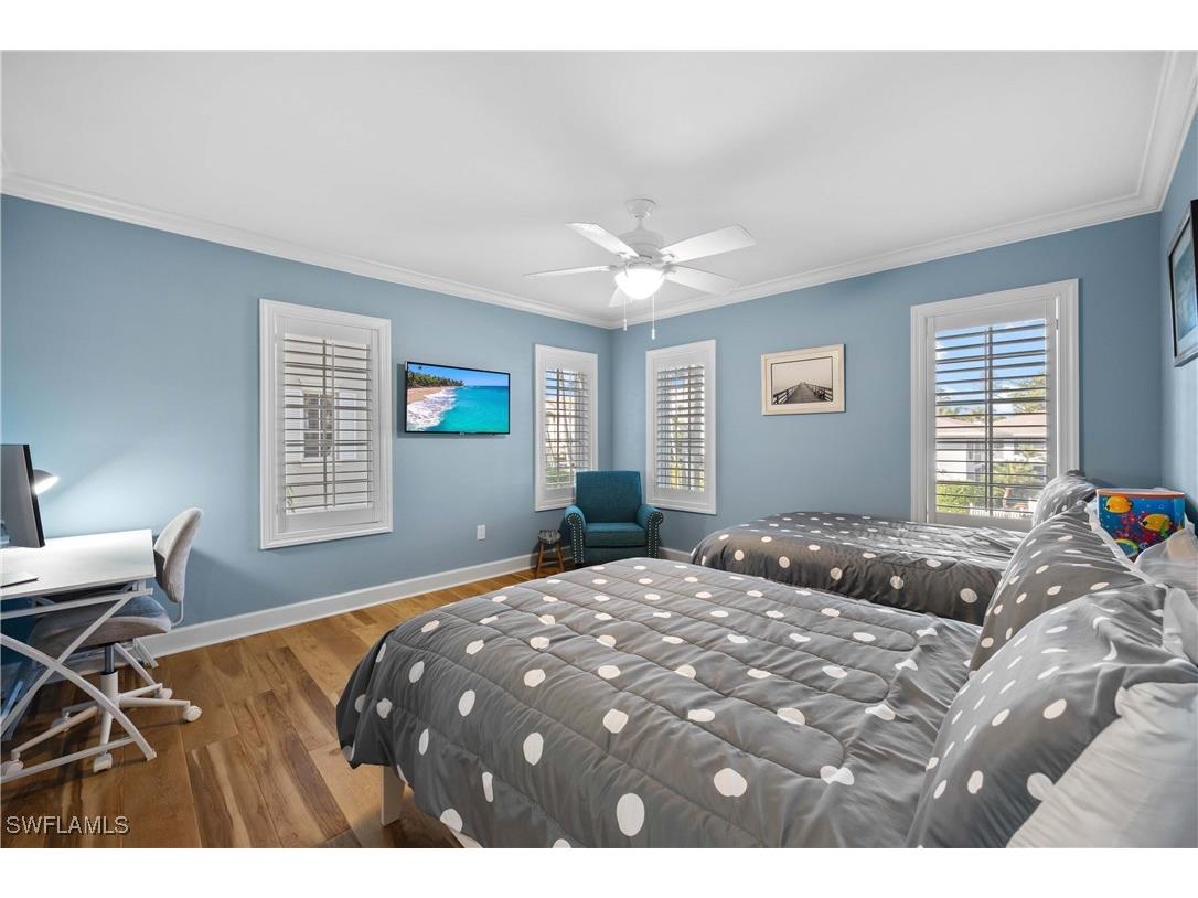 334 8th Avenue S #7 Naples FL 34102 224099533 image19