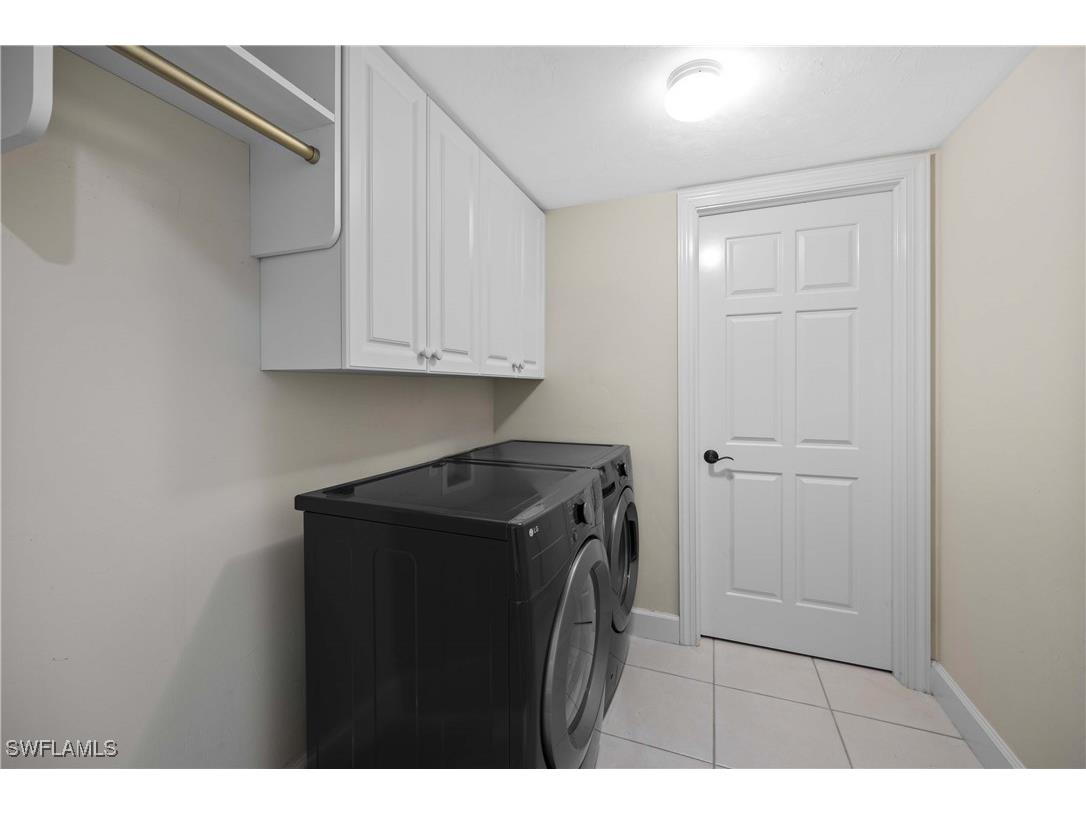 334 8th Avenue S #7 Naples FL 34102 224099533 image27