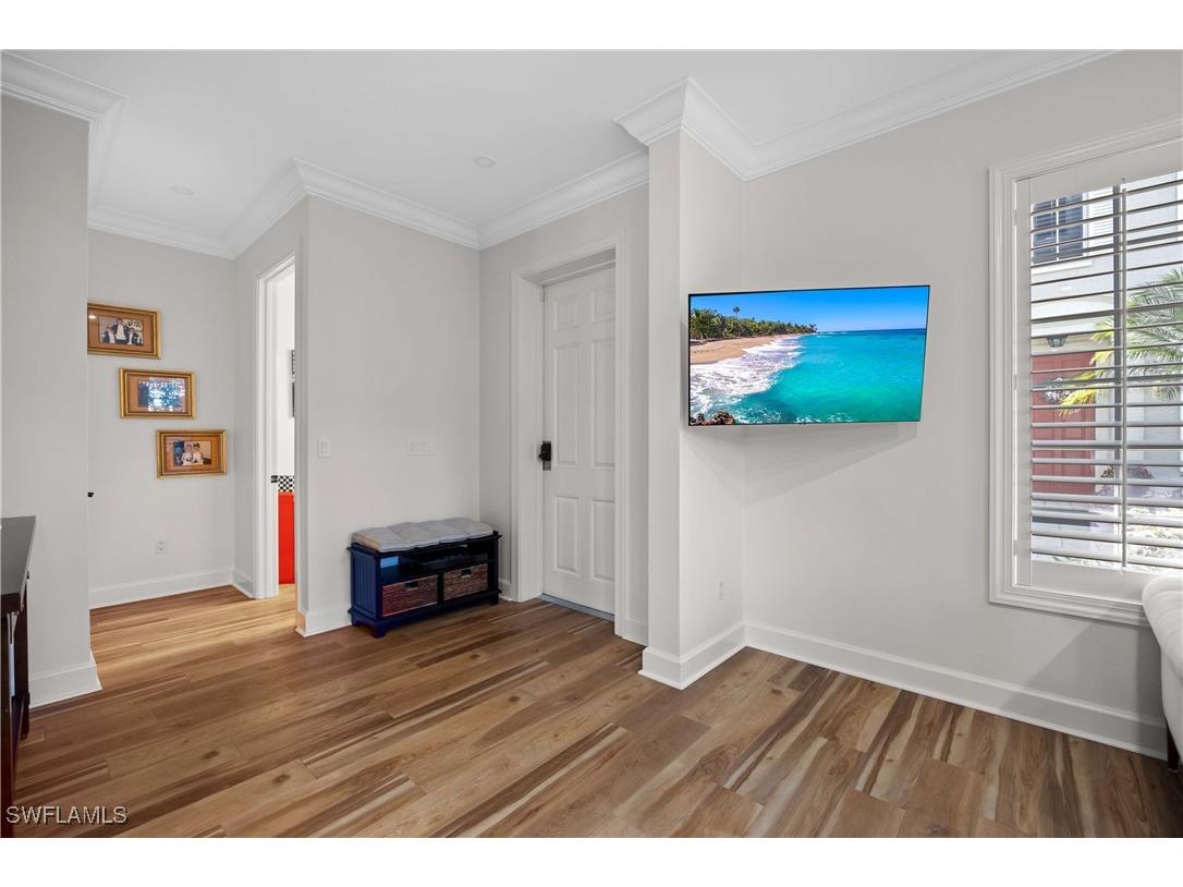 334 8th Avenue S #7 Naples FL 34102 224099533 image5