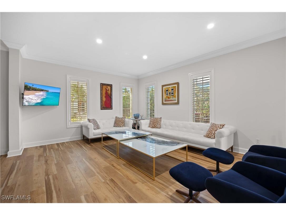 334 8th Avenue S #7 Naples FL 34102 224099533 image6