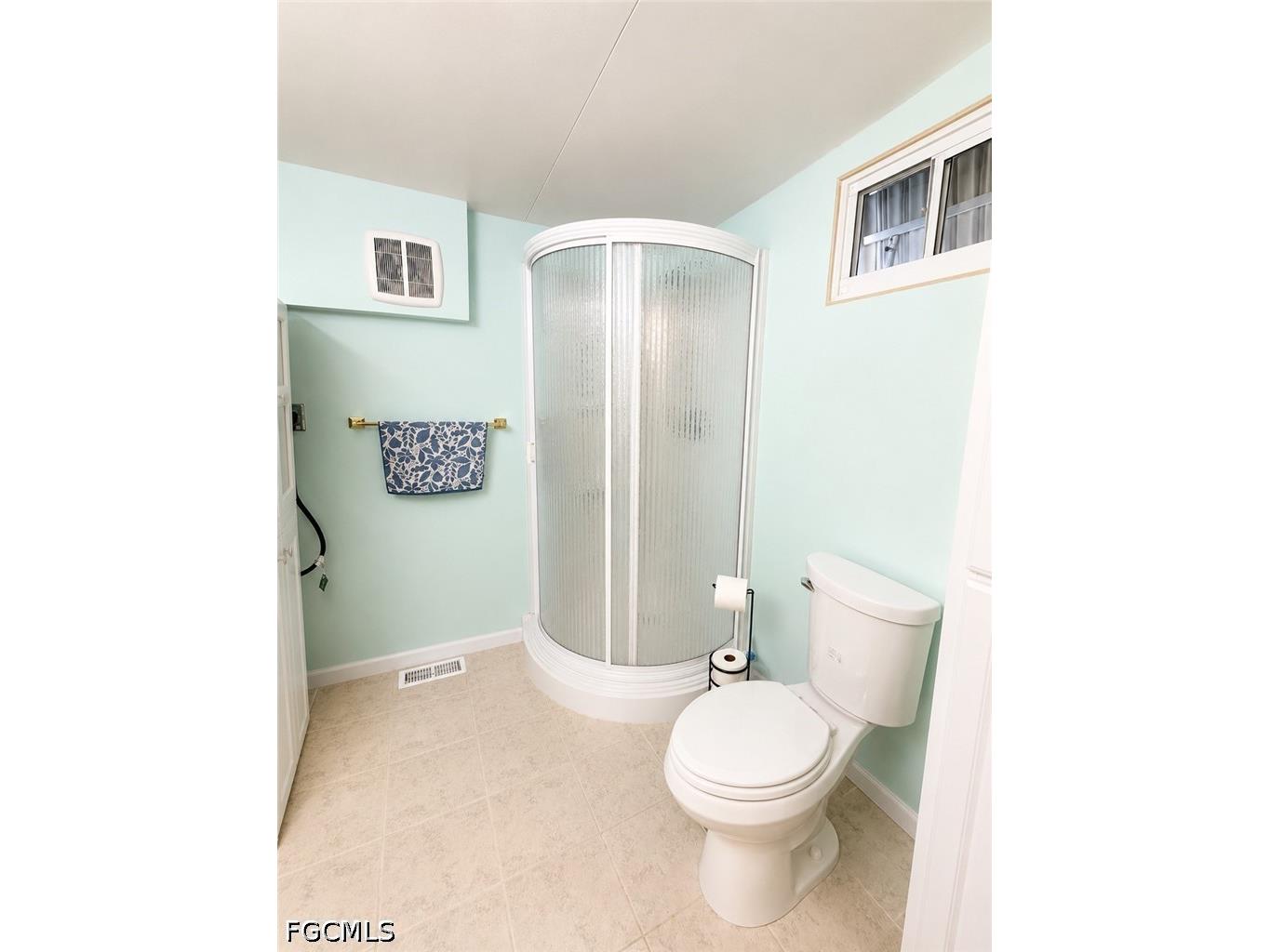 334 Blue Spring Terrace North Fort Myers FL 33903 2026026156 image9