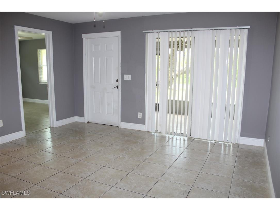 334 Cape Coral Parkway W #2 Cape Coral FL 33914 225066239 image1