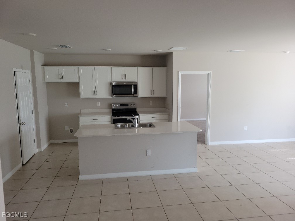 334 Kismet Parkway E Cape Coral FL 33909 2025022038 image2
