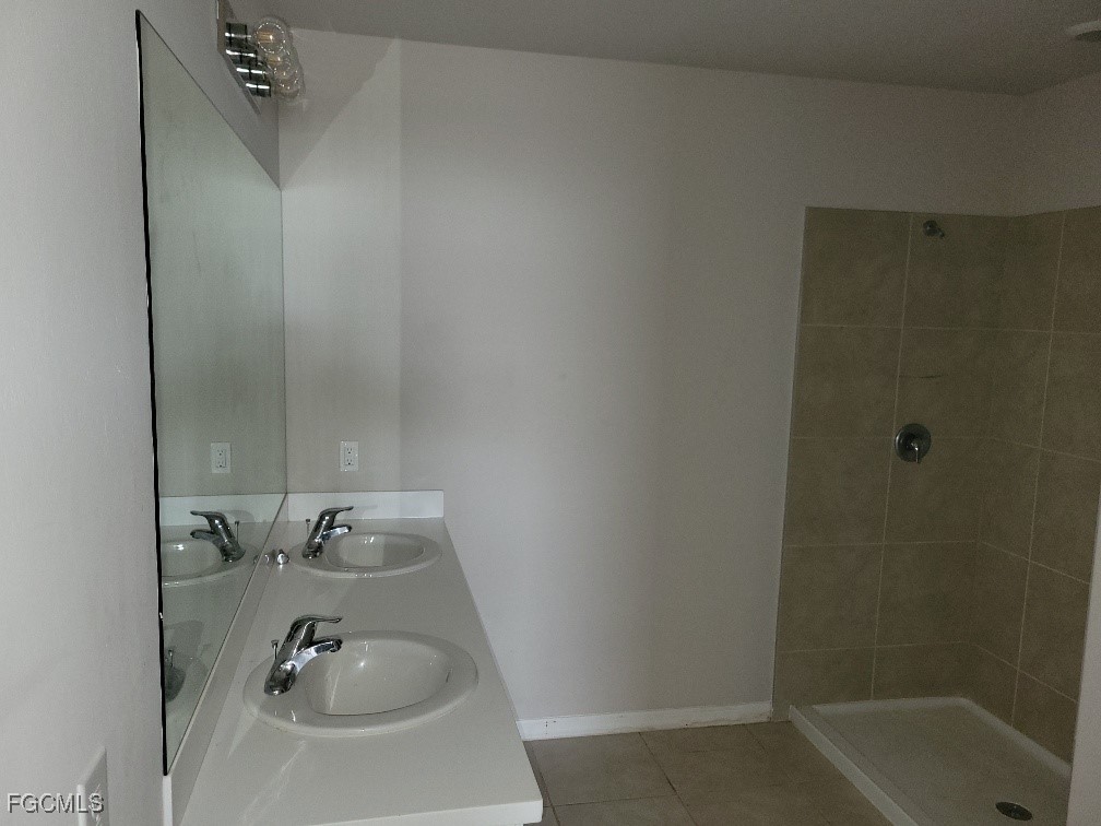 334 Kismet Parkway E Cape Coral FL 33909 2025022038 image5