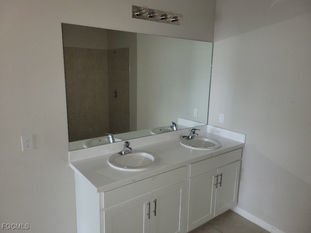 334 Kismet Parkway E Cape Coral FL 33909 2025022038 image6