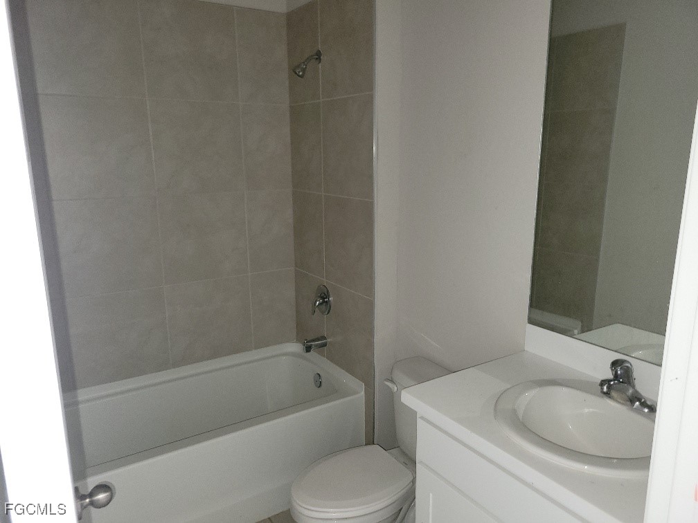 334 Kismet Parkway E Cape Coral FL 33909 2025022038 image8