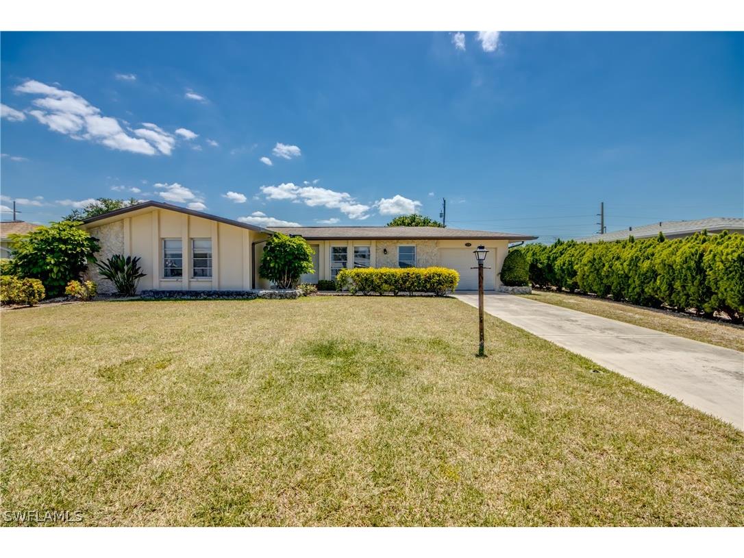 334 SE 47th Terrace Cape Coral FL 33904 224032658 image1