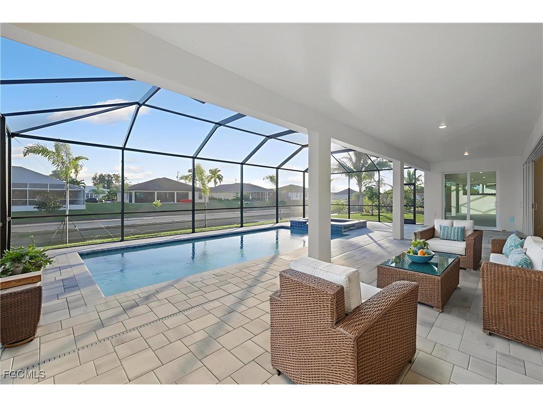 334 SW 23rd Street Cape Coral FL 33991 2025023818 image2