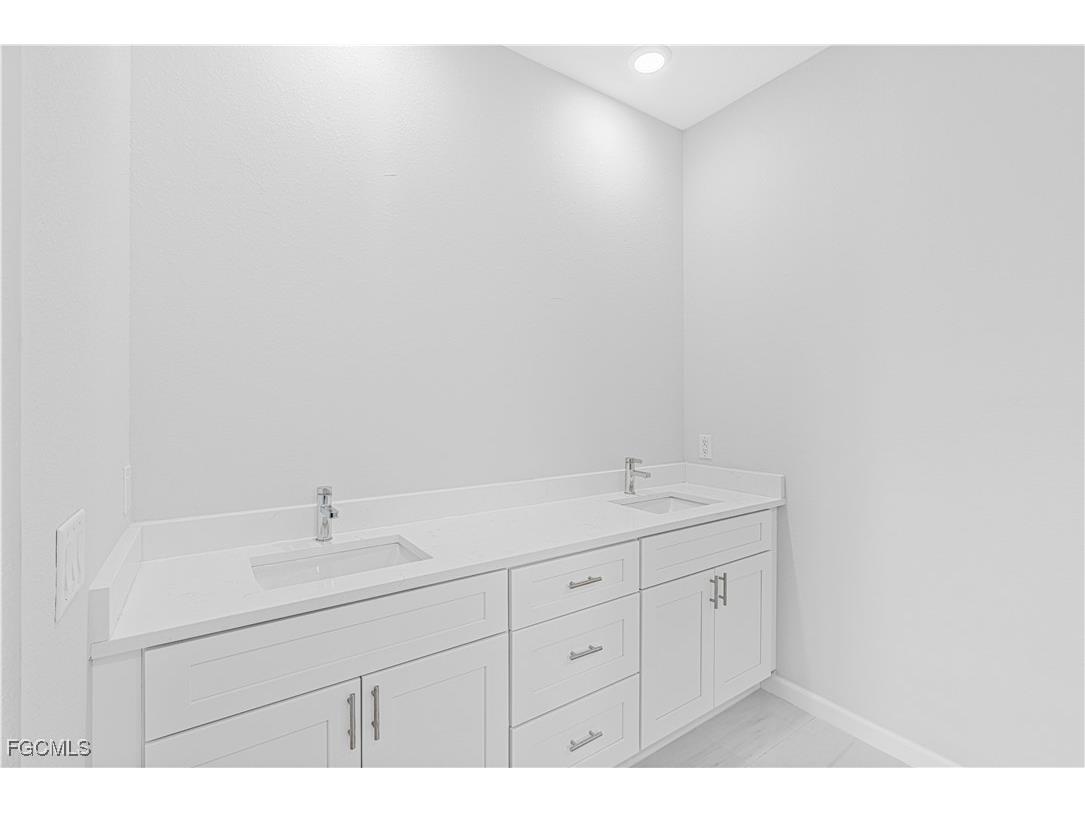 3340 NE 19th Avenue Cape Coral FL 33909 2025008622 image12