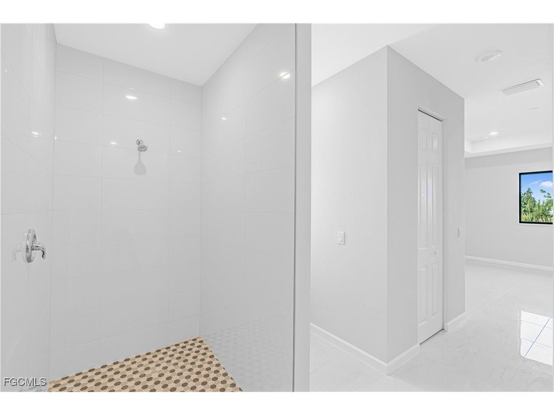 3340 NE 19th Avenue Cape Coral FL 33909 2025008622 image13