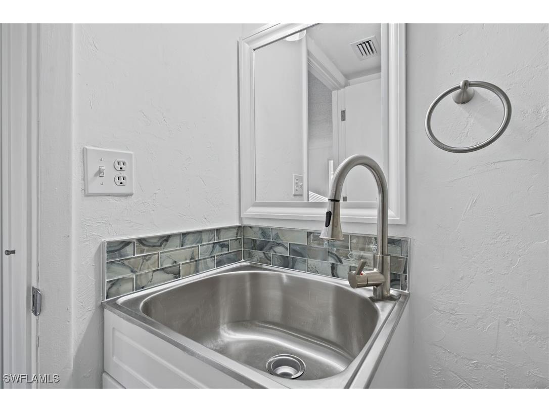 3340 New South Province Boulevard #3 Fort Myers FL 33907 225005369 image19