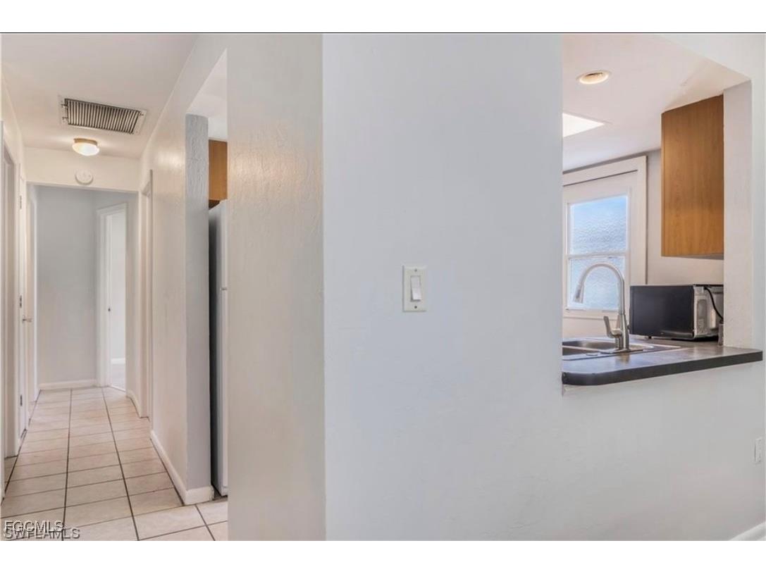 3341 Edgewood Avenue Fort Myers FL 33916 2025018877 image3