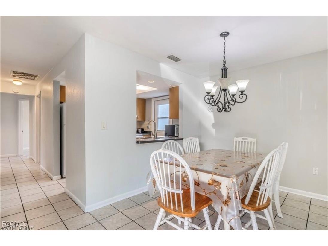 3341 Edgewood Avenue Fort Myers FL 33916 2025018877 image4