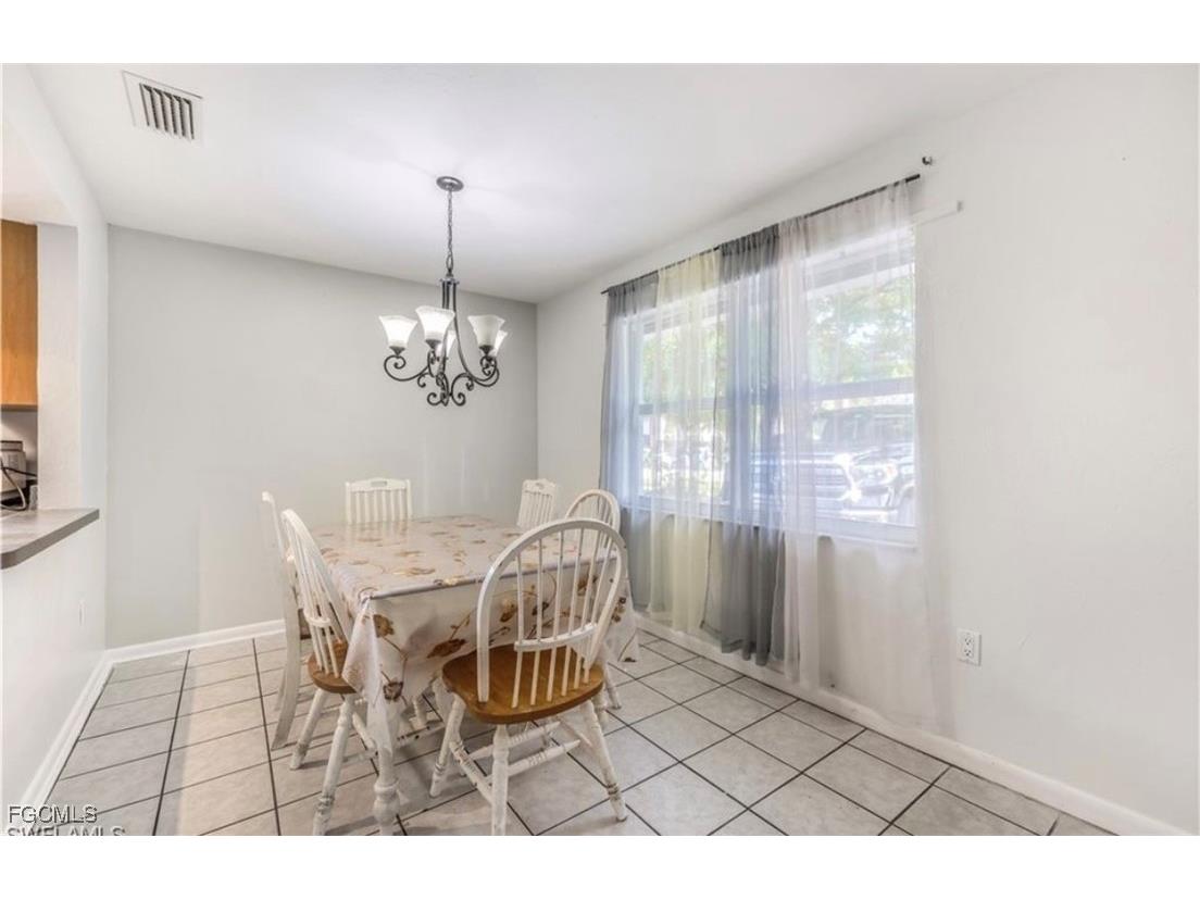 3341 Edgewood Avenue Fort Myers FL 33916 2025018877 image5