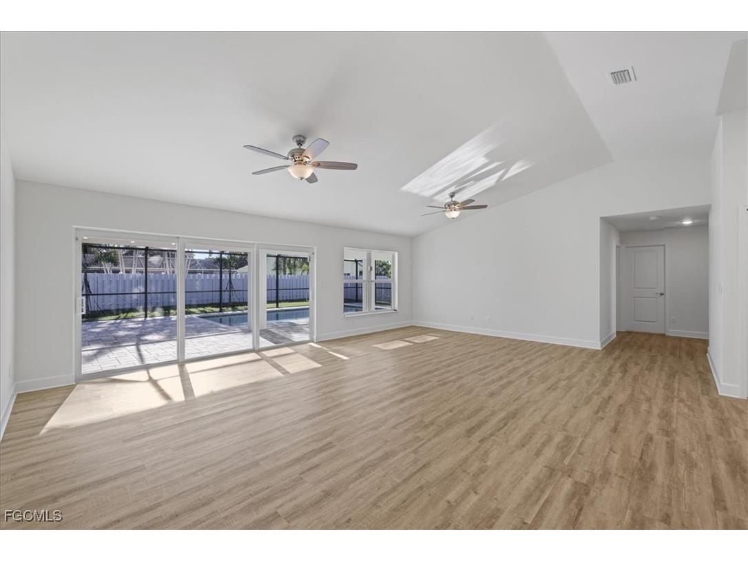 3341 SE 10th Place Cape Coral FL 33904 2025011014 image10