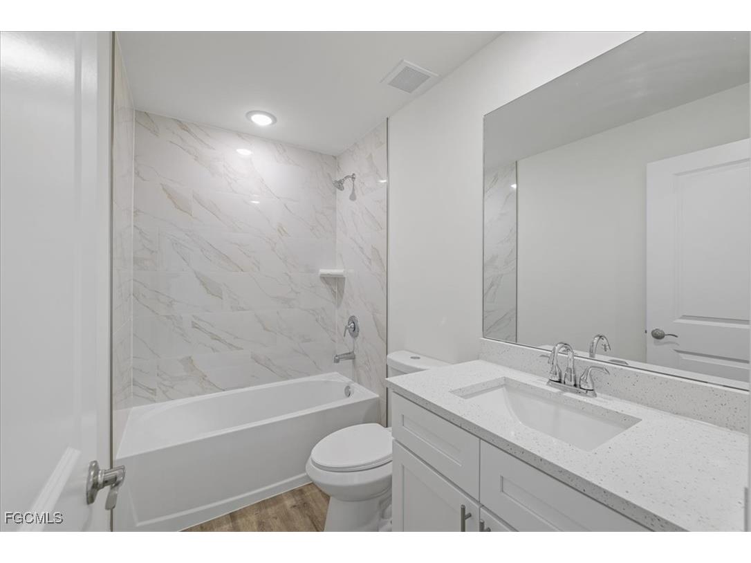 3341 SE 10th Place Cape Coral FL 33904 2025011014 image21