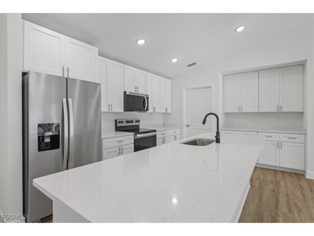 3341 SE 10th Place Cape Coral FL 33904 2025011014 image7