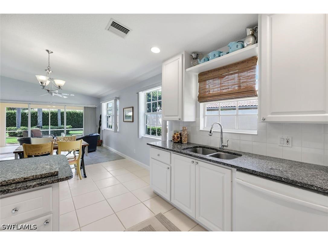 3343 Cayman Lane Naples FL 34119 226020912 image12