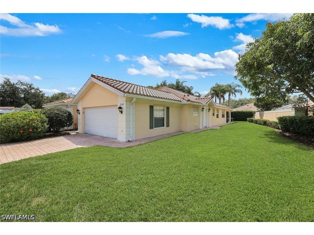 3343 Cayman Lane Naples FL 34119 226020912 image2