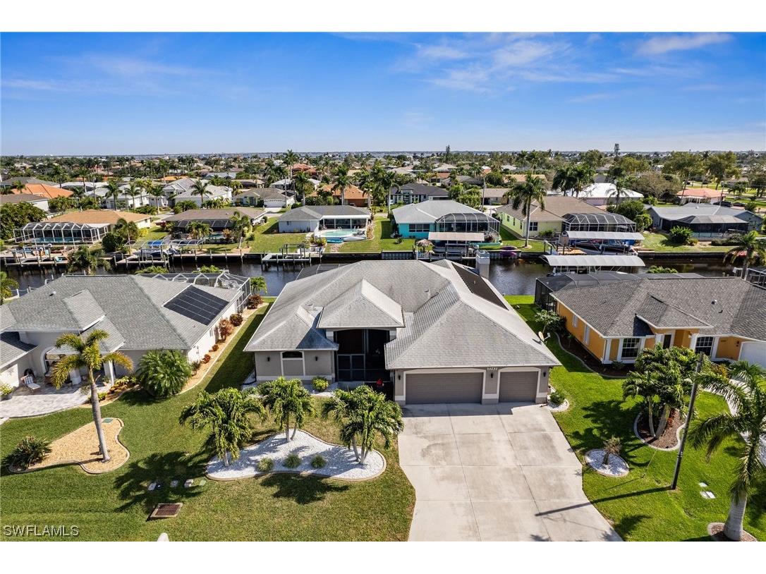 3343 SE 17th Avenue Cape Coral FL 33904 224007352 image1