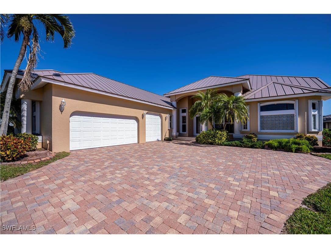3343 SE 22nd Place Cape Coral FL 33904 225005184 image1