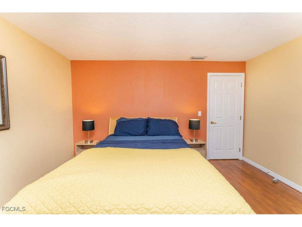 3344 N Key Drive #6 North Fort Myers FL 33903 2026003367 image5