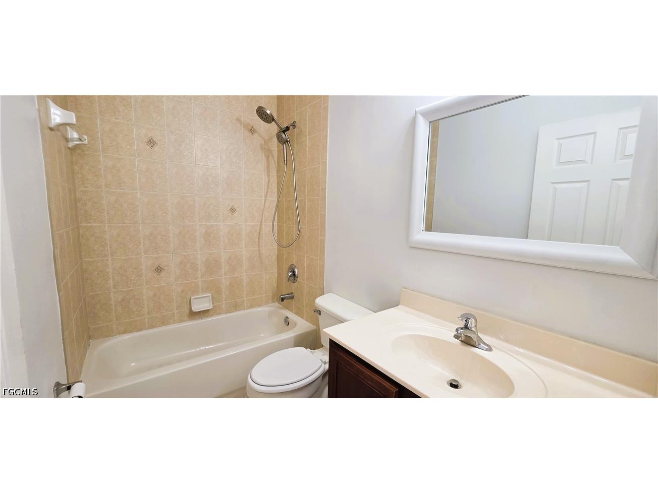 3345 Dandolo Circle Cape Coral FL 33909 2026024439 image19