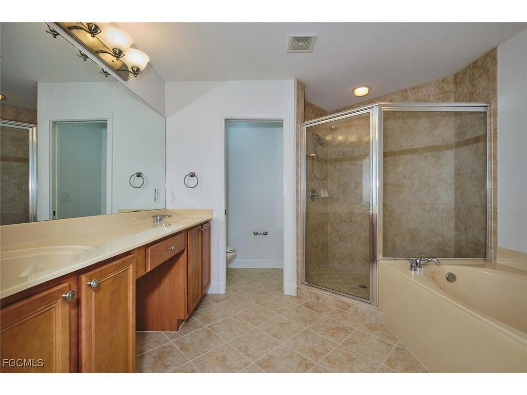 3346 Dandolo Circle Cape Coral FL 33909 2026002660 image20