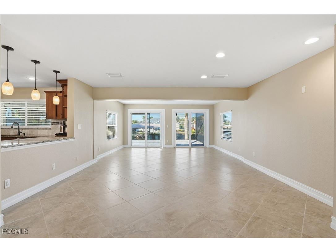 3346 SE 10th Place Cape Coral FL 33904 2026000533 image13