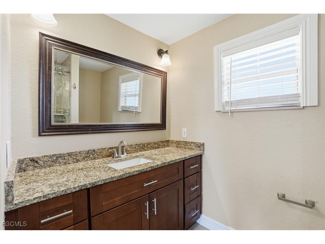 3346 SE 10th Place Cape Coral FL 33904 2026000533 image22