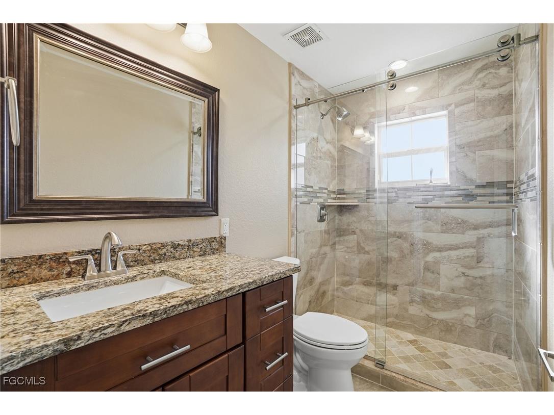 3346 SE 10th Place Cape Coral FL 33904 2026000533 image8