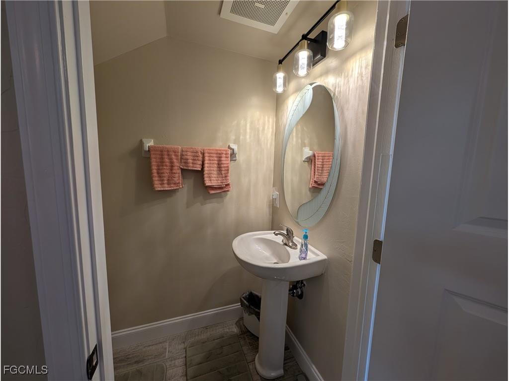 3347 N Key Drive #35 North Fort Myers FL 33903 2025004127 image9