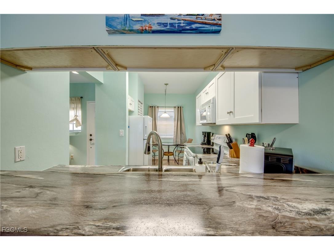 3347 N Key Drive #36 North Fort Myers FL 33903 2025014119 image7