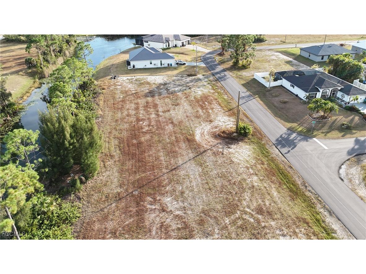 3347 NE 23rd Place Cape Coral FL 33909 2025018808 image2