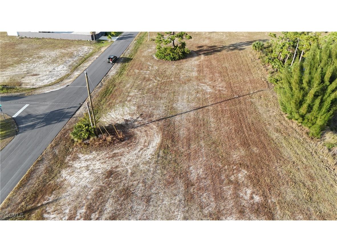 3347 NE 23rd Place Cape Coral FL 33909 2025018808 image3