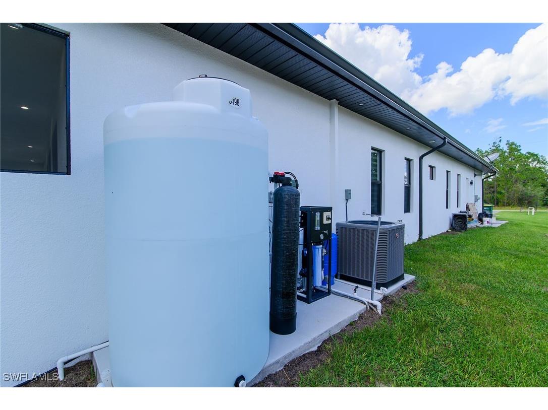 3348 27th Avenue NE Naples FL 34120 225076423 image25