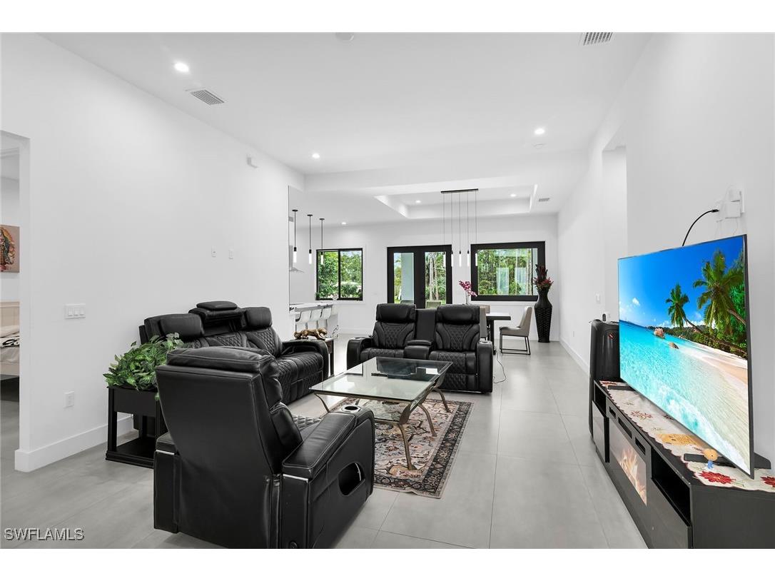 3348 27th Avenue NE Naples FL 34120 225076423 image4