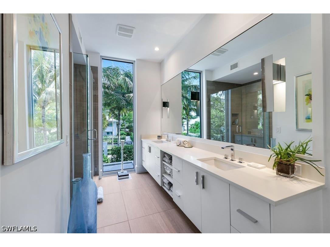 335 Banyan Boulevard #4 Naples FL 34102 226017734 image31