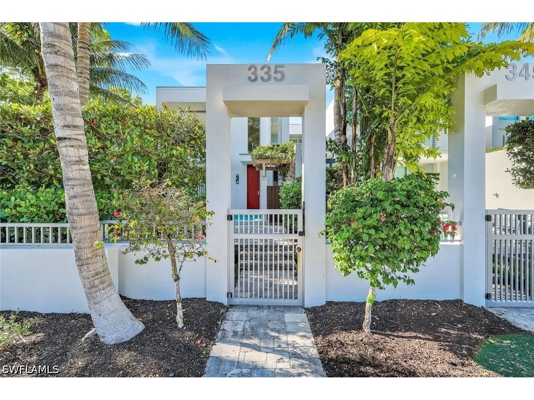 335 Banyan Boulevard #4 Naples FL 34102 226017734 image4