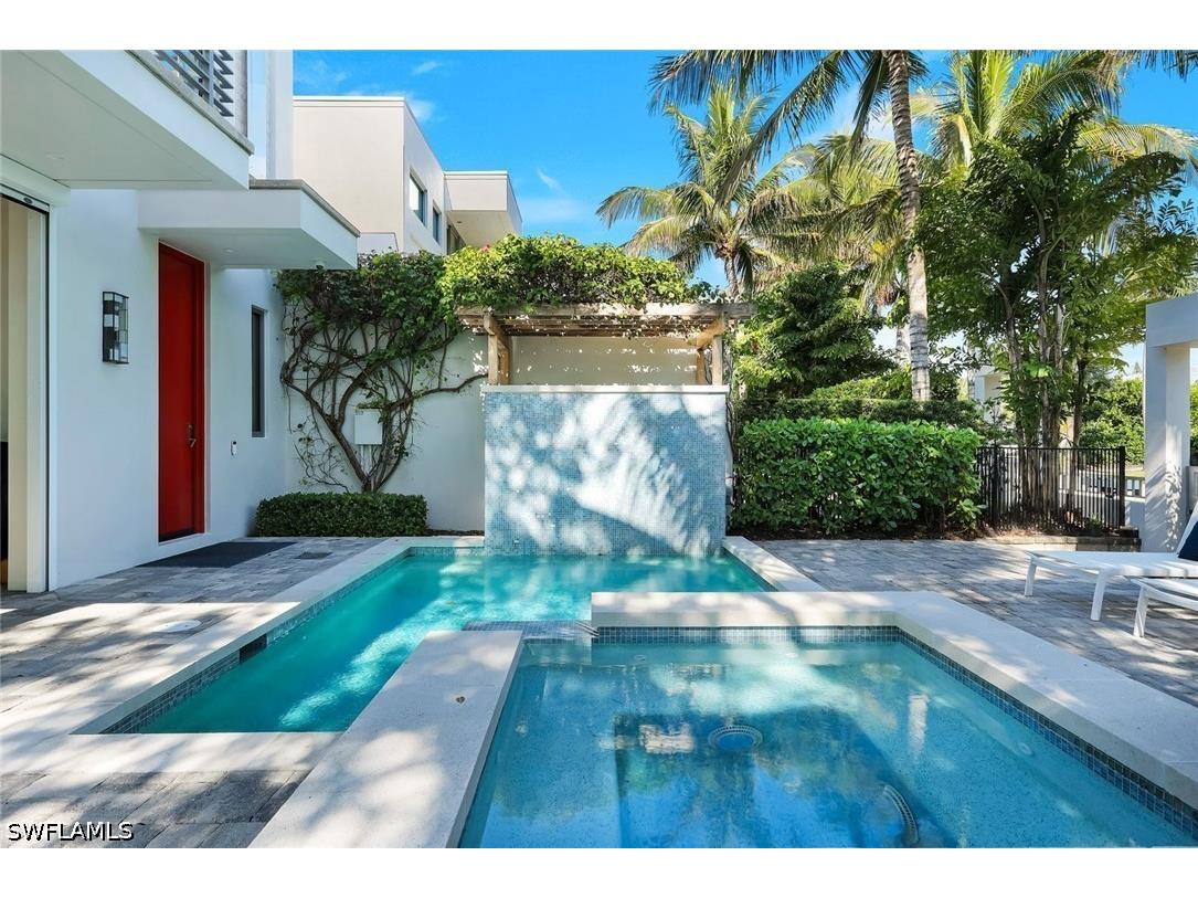 335 Banyan Boulevard #4 Naples FL 34102 226017734 image41