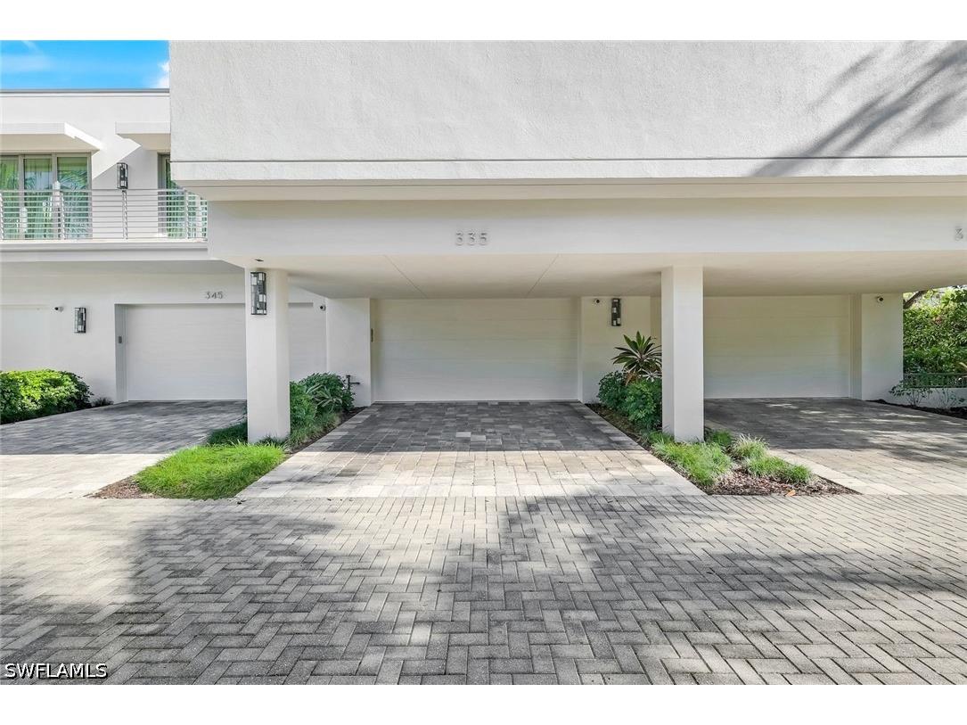 335 Banyan Boulevard #4 Naples FL 34102 226017734 image45