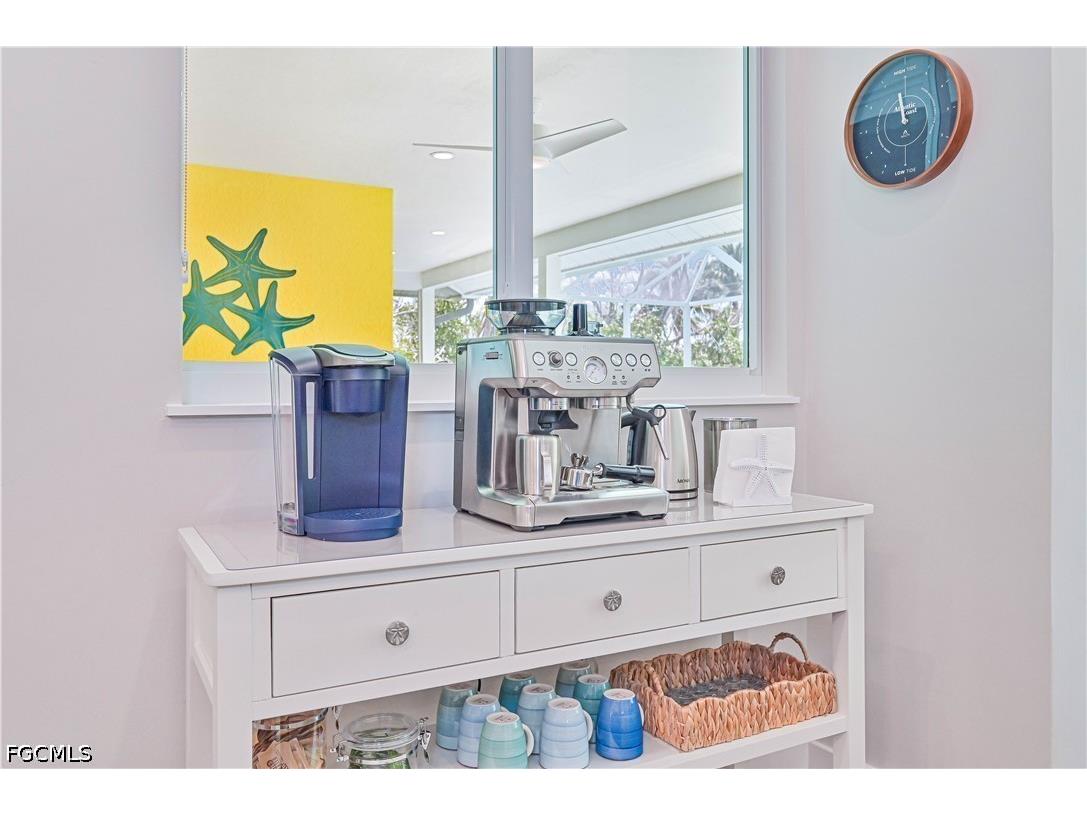 335 Cowry Court Sanibel FL 33957 2026023522 image13