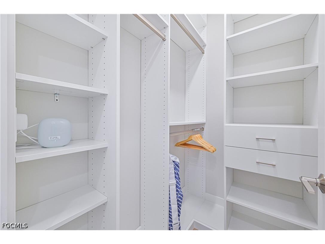 335 Cowry Court Sanibel FL 33957 2026023522 image27