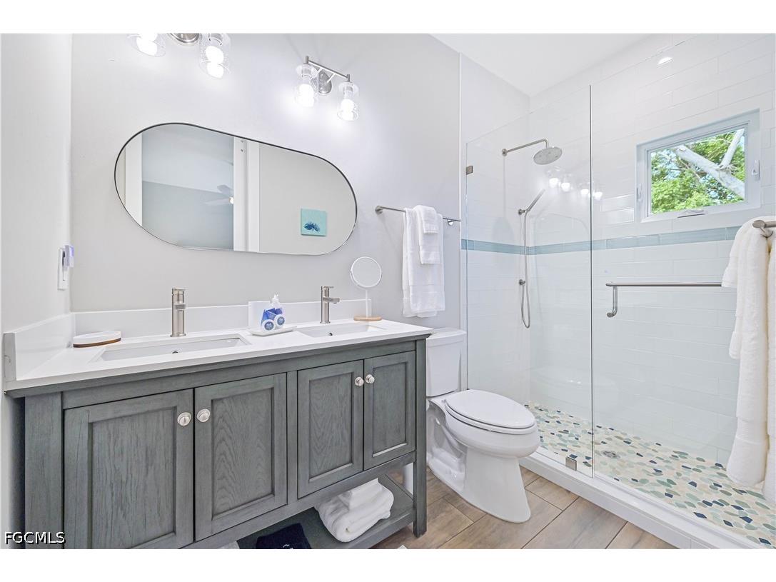 335 Cowry Court Sanibel FL 33957 2026023522 image38