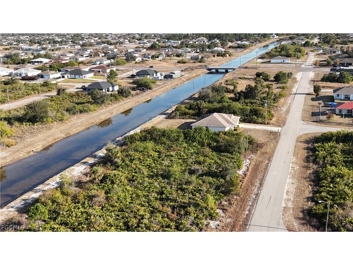 335 Paulcrest Avenue Lehigh Acres FL 33974 2026007559 image5